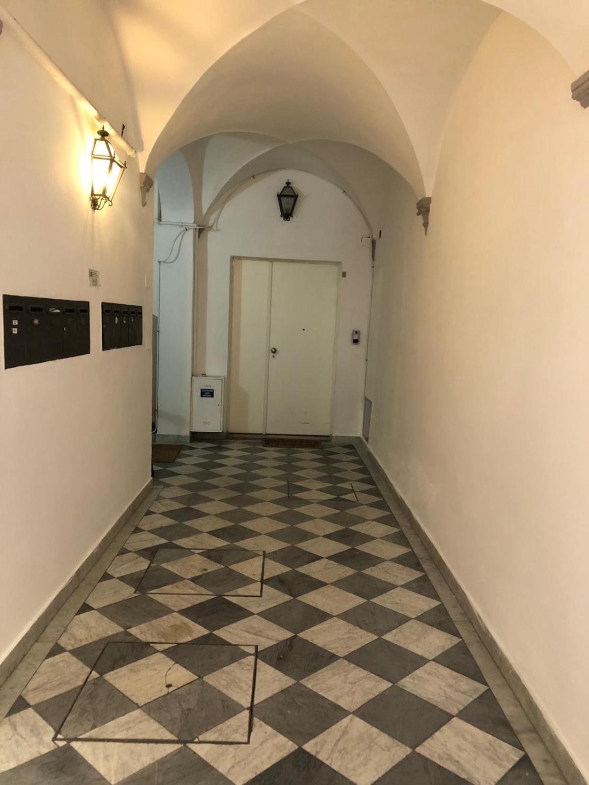 A Refuge With A Terrace Overlooking The Duomo Florencia Exterior foto